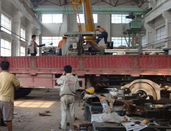 設備搬運 設備搬運